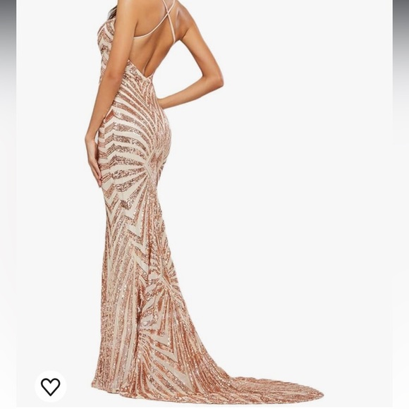 Gorgeous lightly worn gown with bias cut overlay. - Picture 3 of 8